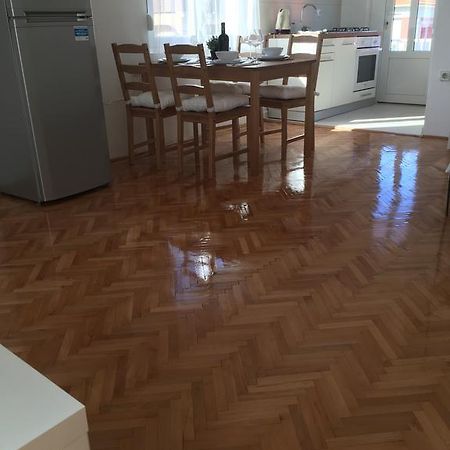 Centre Apartment Božava Eksteriør billede
