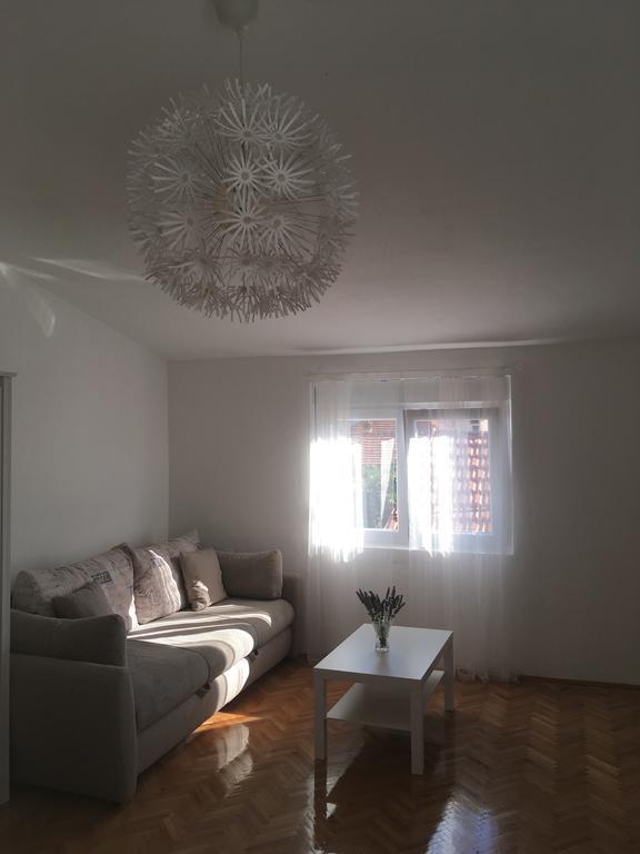 Centre Apartment Božava Eksteriør billede